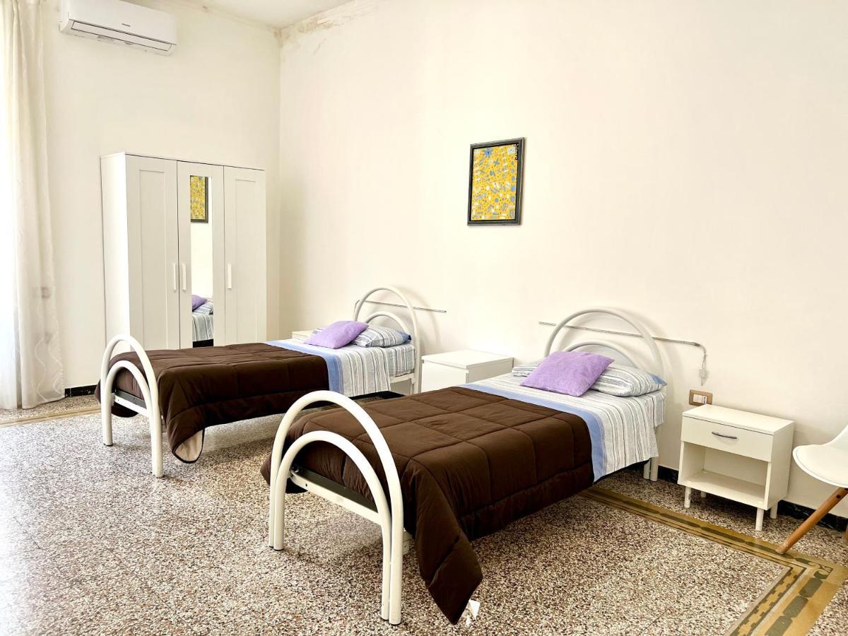 סלרנו Casa Vacanze Sunshine מראה חיצוני תמונה